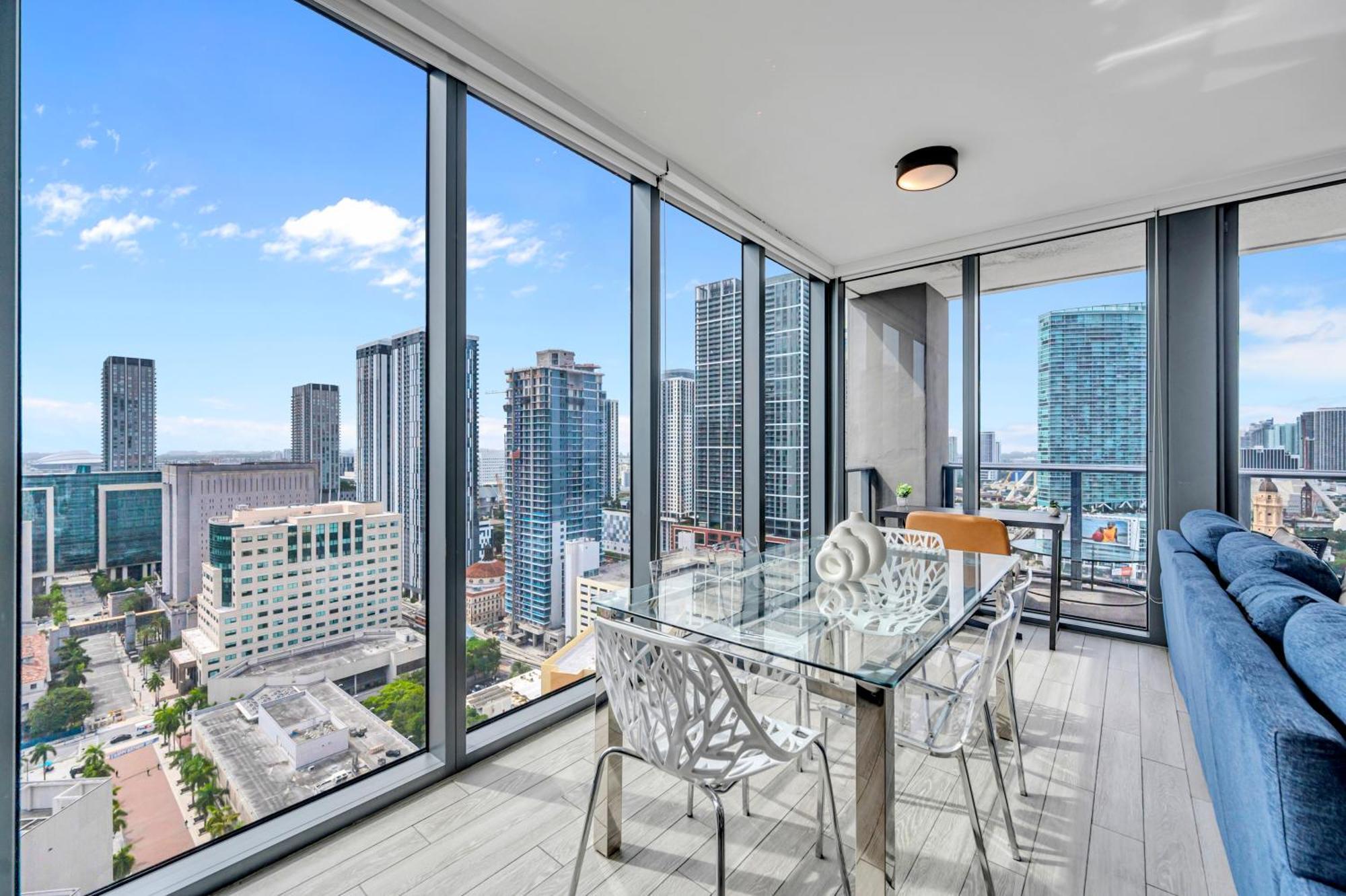 Great 3 Beds 3 Baths Appartment Downtown Miami Exterior photo
